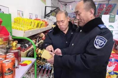守护“年味”天津市武清区市场监管局开展食品安全专项检查